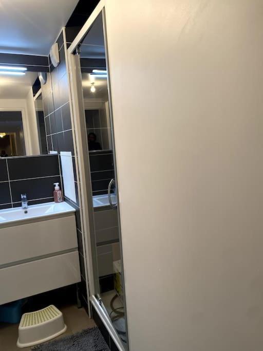 Familial 3 15min Paris Metro Apartment *